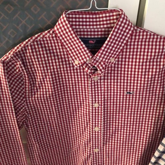 Boys Vineyard Vines long sleeve dress shirts - Picture 3 of 7
